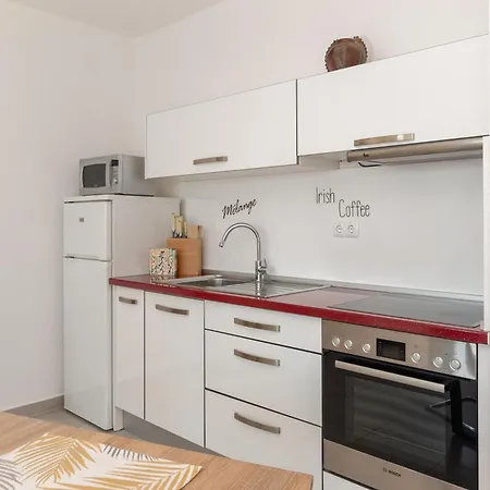 Διαμέρισμα Moderne, Helle Mit Meerblick *